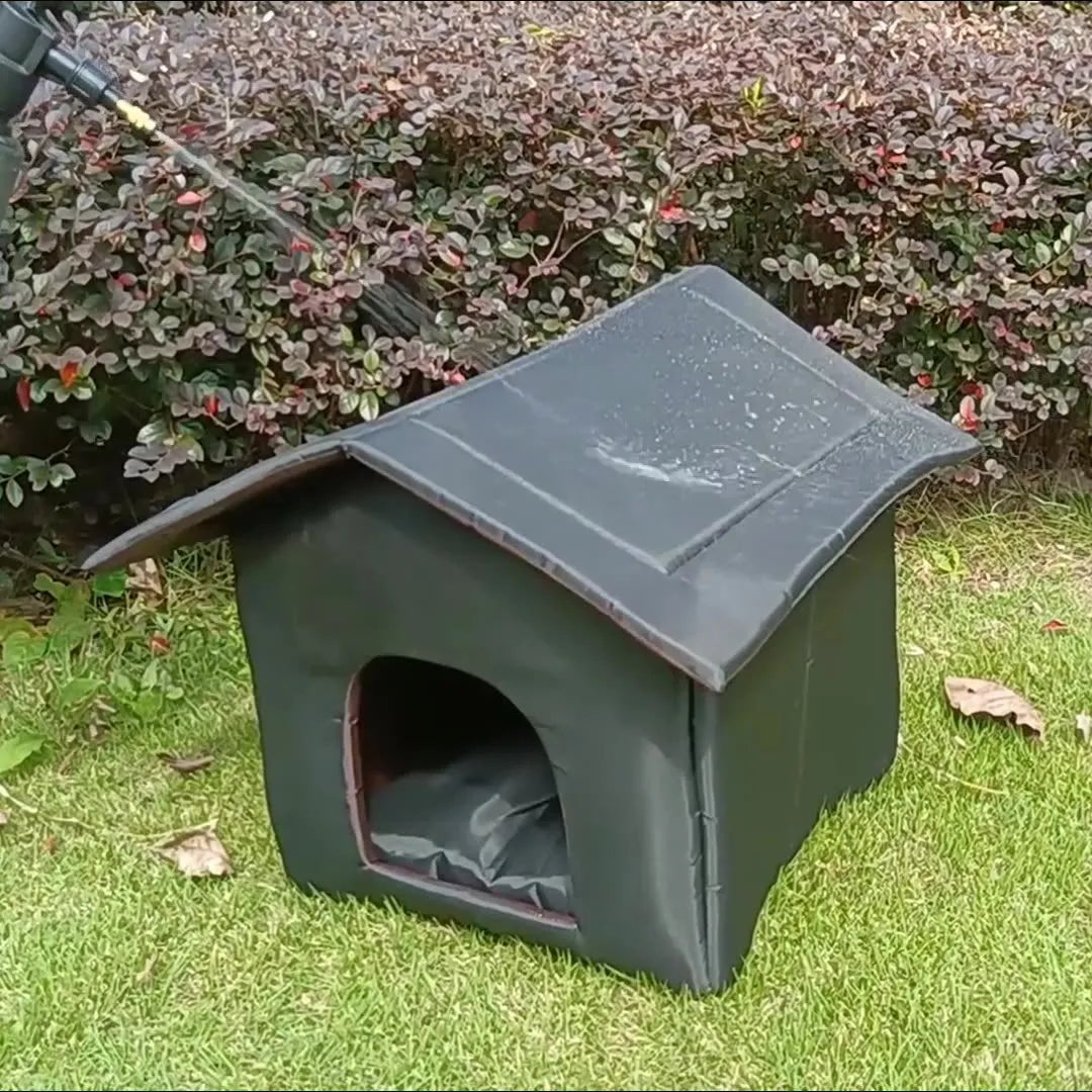 Black outdoor waterproof shelter for stray cats made of Oxford cloth with detachable design