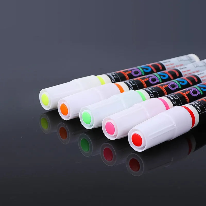 Electronic fluorescent plate highlighter with oblique tip and plastic shell in card packaging.