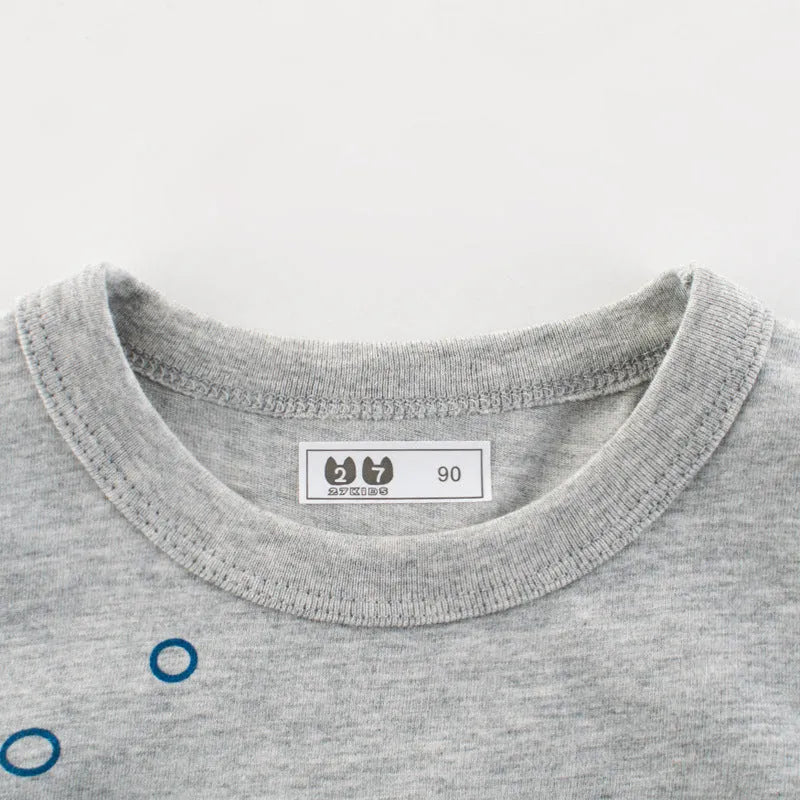 Grey cotton children's T-shirt shown with a size chart listing measurements for heights 90cm to 140cm.