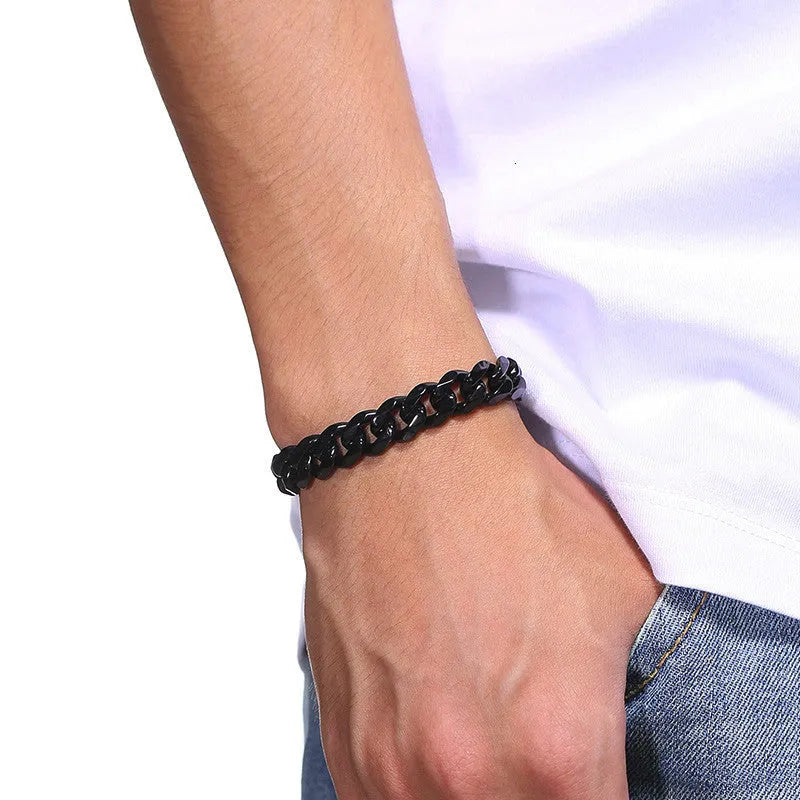 Men's golden Cuban chain necklace metal electroplated geometric design 22cm length silver colour