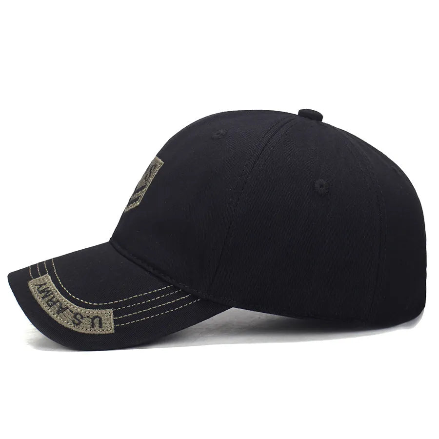 Embroidered cotton baseball cap in black with plain weave finish