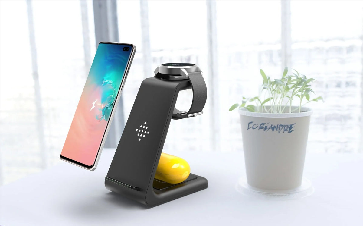 Black 3-in-1 wireless charging station for Samsung Galaxy Watch Active, Galaxy Buds, and iPhone, with 12x10x8cm dimensions