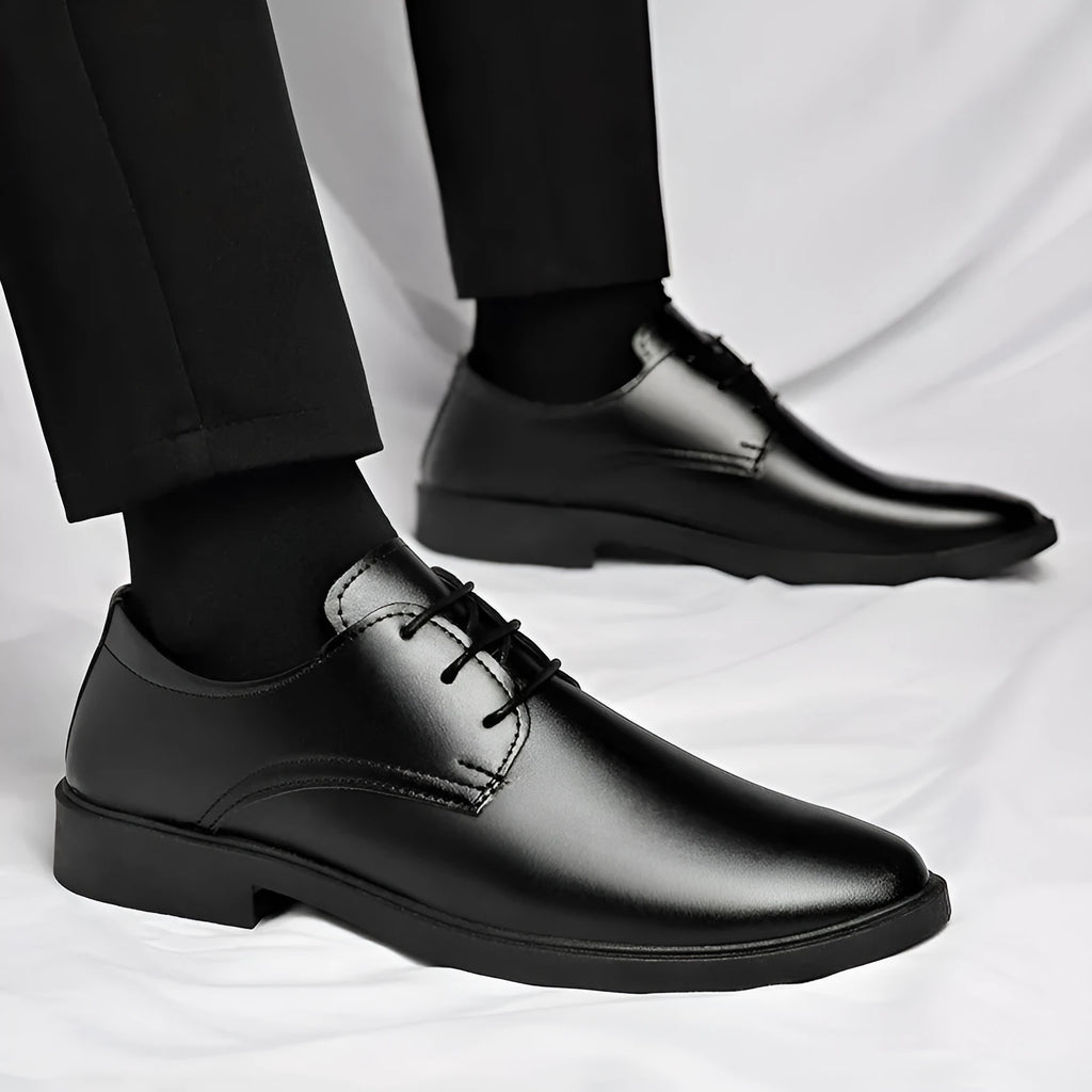 Men's black British style casual formal leather shoes with PU upper and PVC sole, low top, sizes 39 to 47