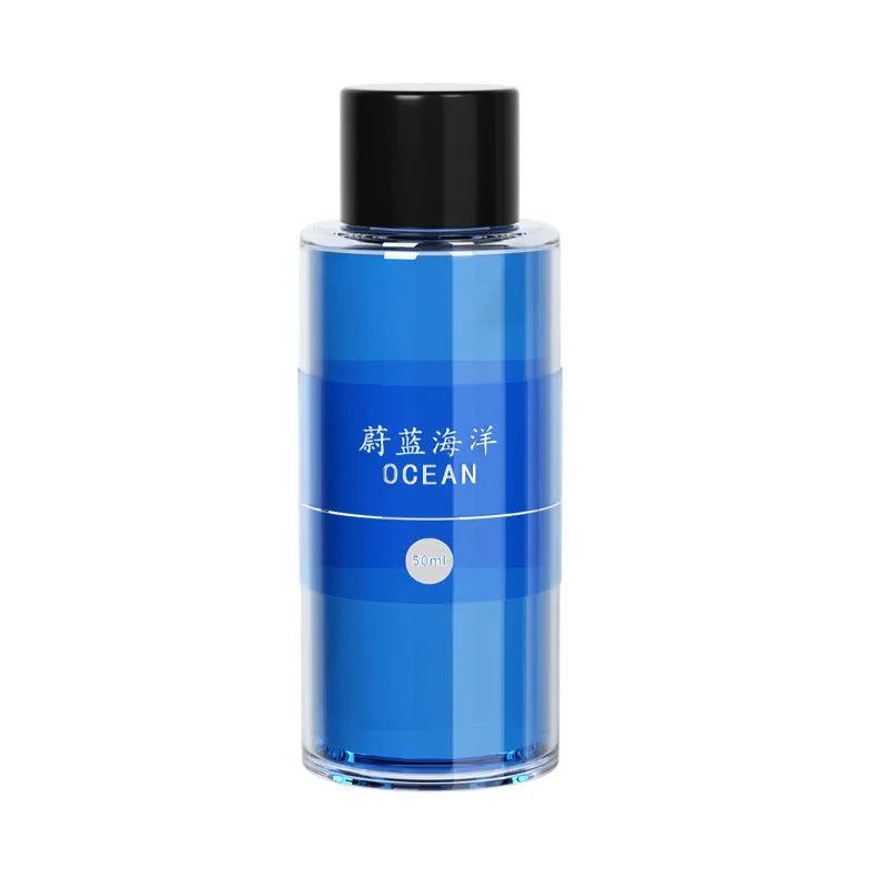 Refillable smart spray car air freshener diffuser in black or green with separate 50ml fragrance bottles.