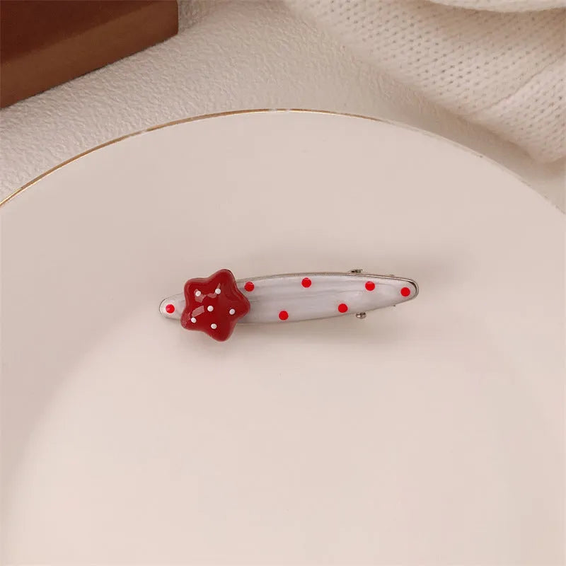 Red three-dimensional love heart hair clip with French dots and willow leaf decoration