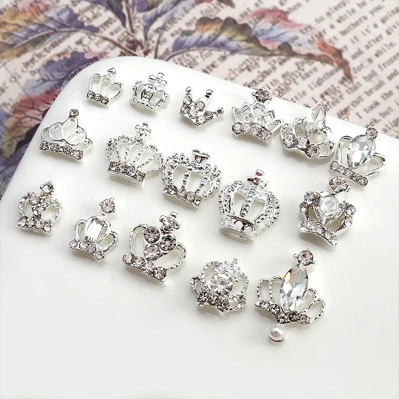 Square diamond-encrusted pearl crown nail decoration in alloy from Princess Series with glitter style