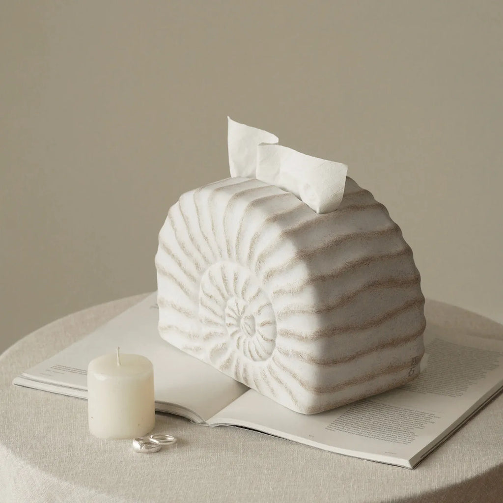Resin conch shell tissue box cover in conch ramble colour