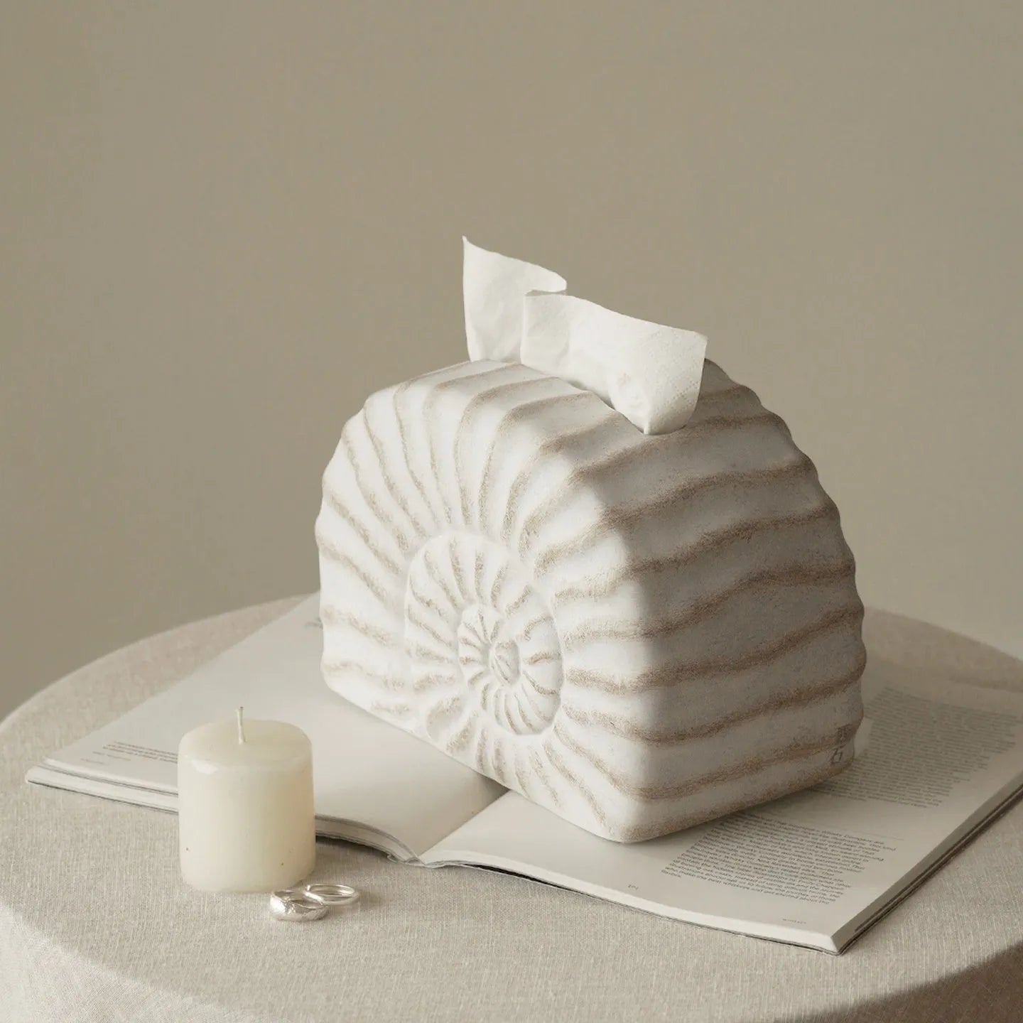 Resin conch shell tissue box cover in conch ramble colour