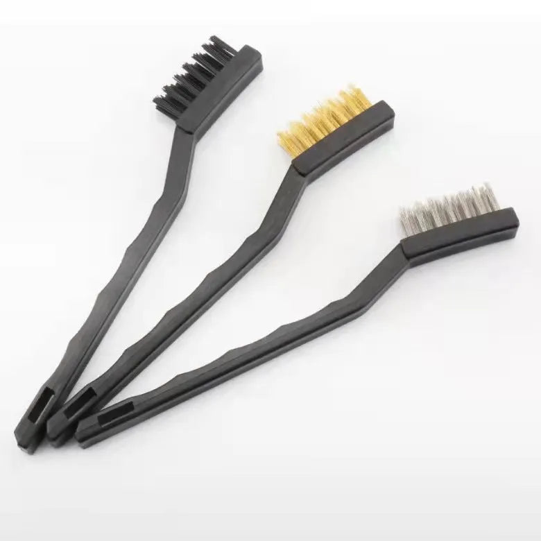 Round disc car cleaning brush set with 0.3mm PP bristles and plastic handles for interior dust removal