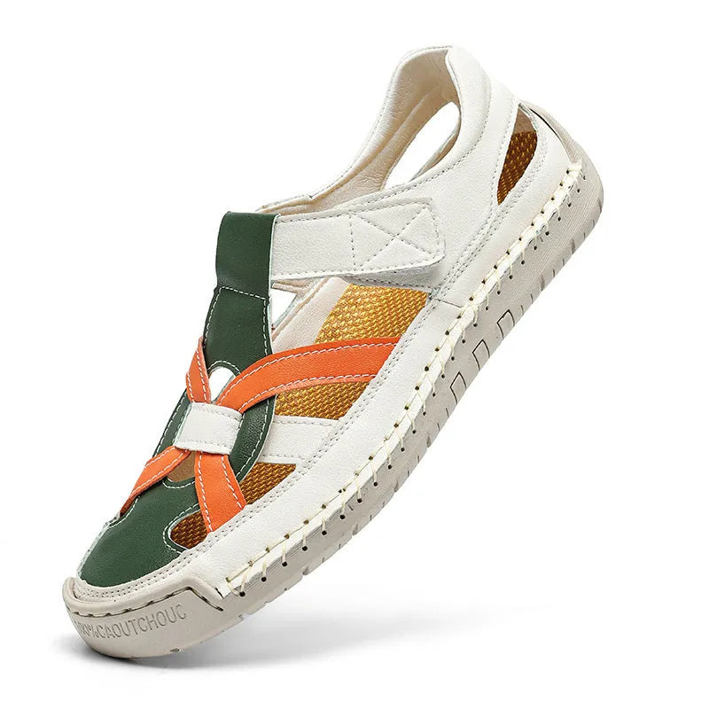 Women's lightweight casual shoes with non-slip rubber sole and Velcro fastening in solid colour