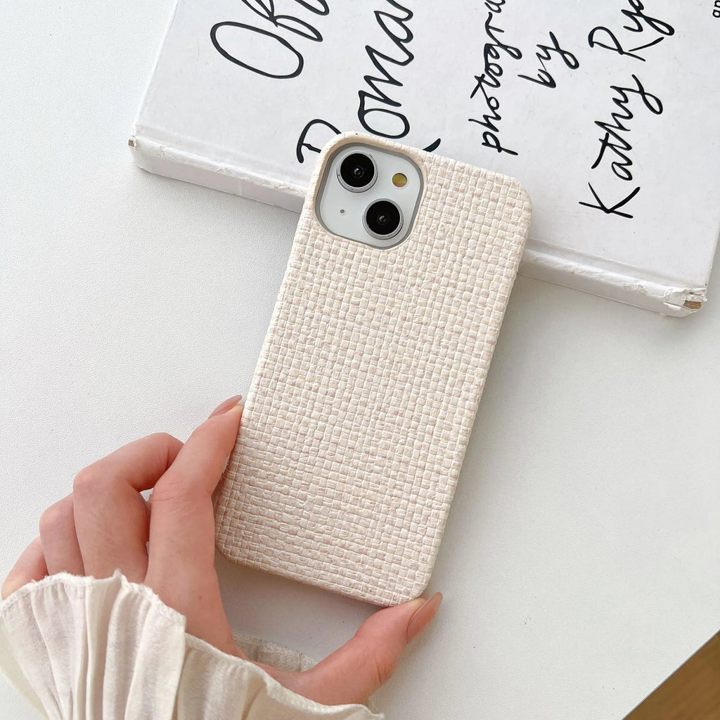 Hand-woven plaid TPU mobile phone case in pink with all-inclusive fit and fall protection