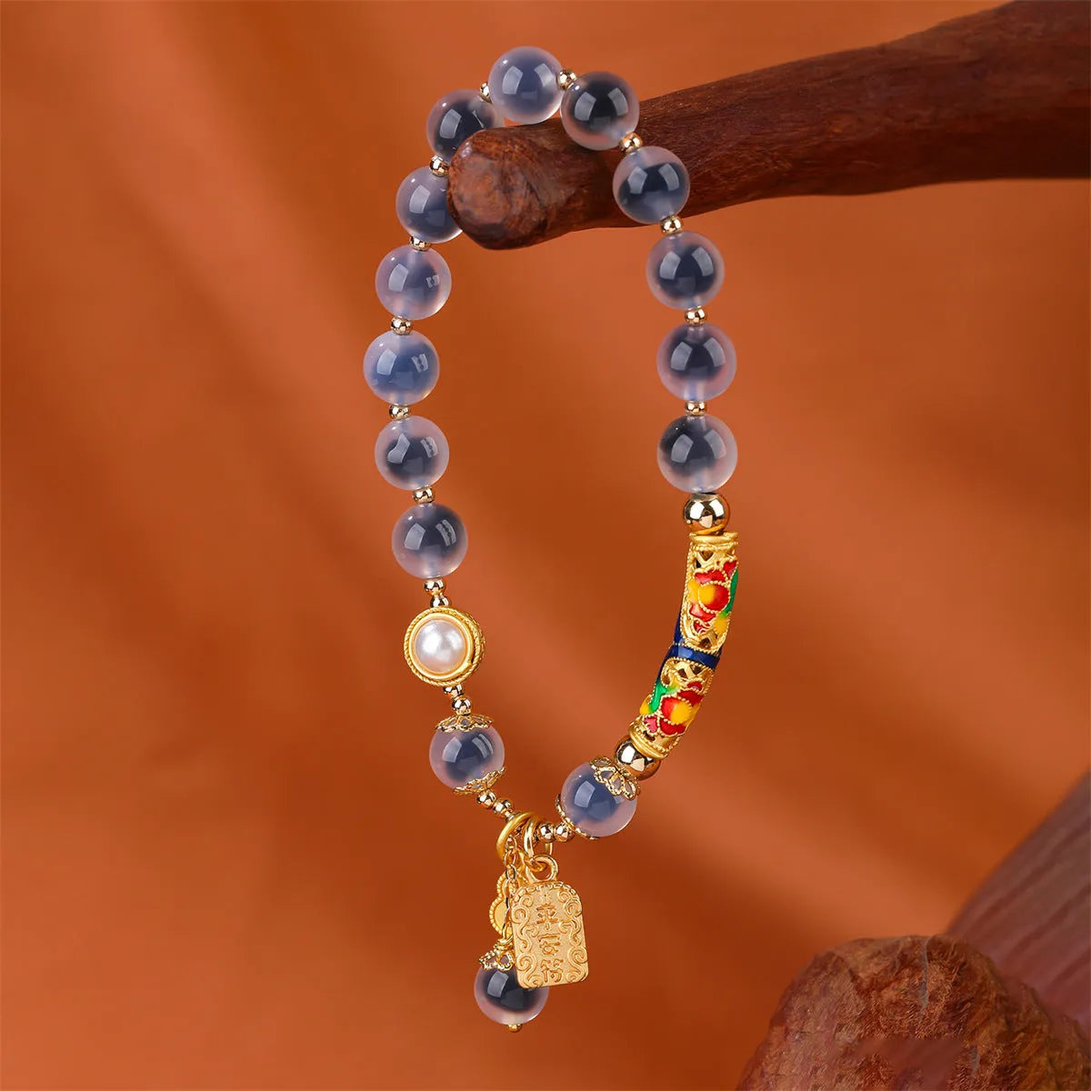 Handcrafted sugar heart agate bracelet with manual DIY processing in retro minority style.