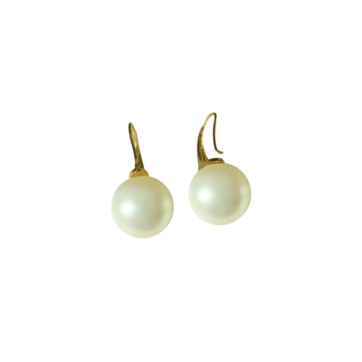 Geometric shell pearl drop earrings for women in fashionable OL style, one pair