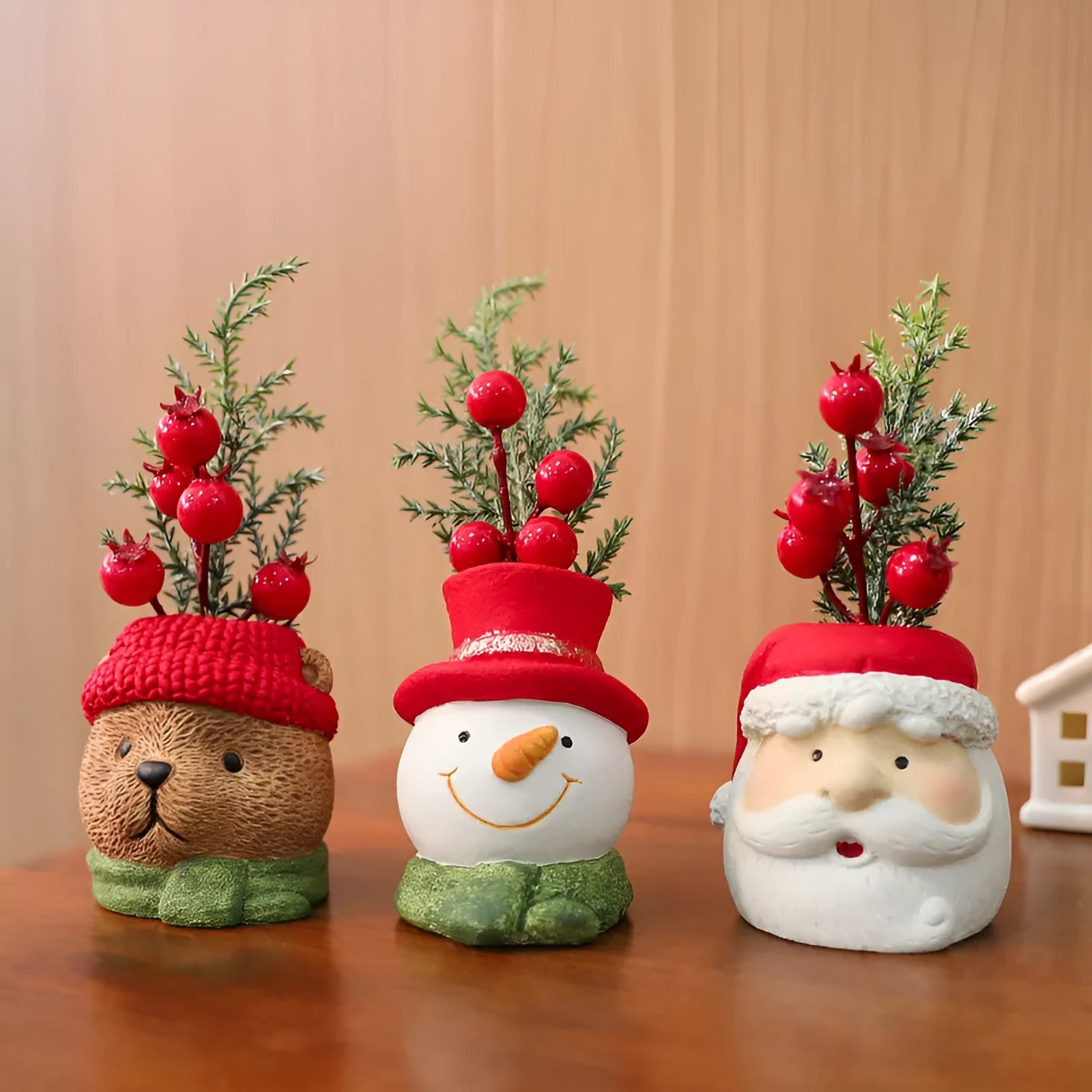 Resin Christmas figurine of a three-dimensional snowman in a single paper box