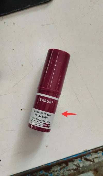 Eye cream stick for smoothening fine wrinkles and fading dark circles, 9g stick format, universal skin type