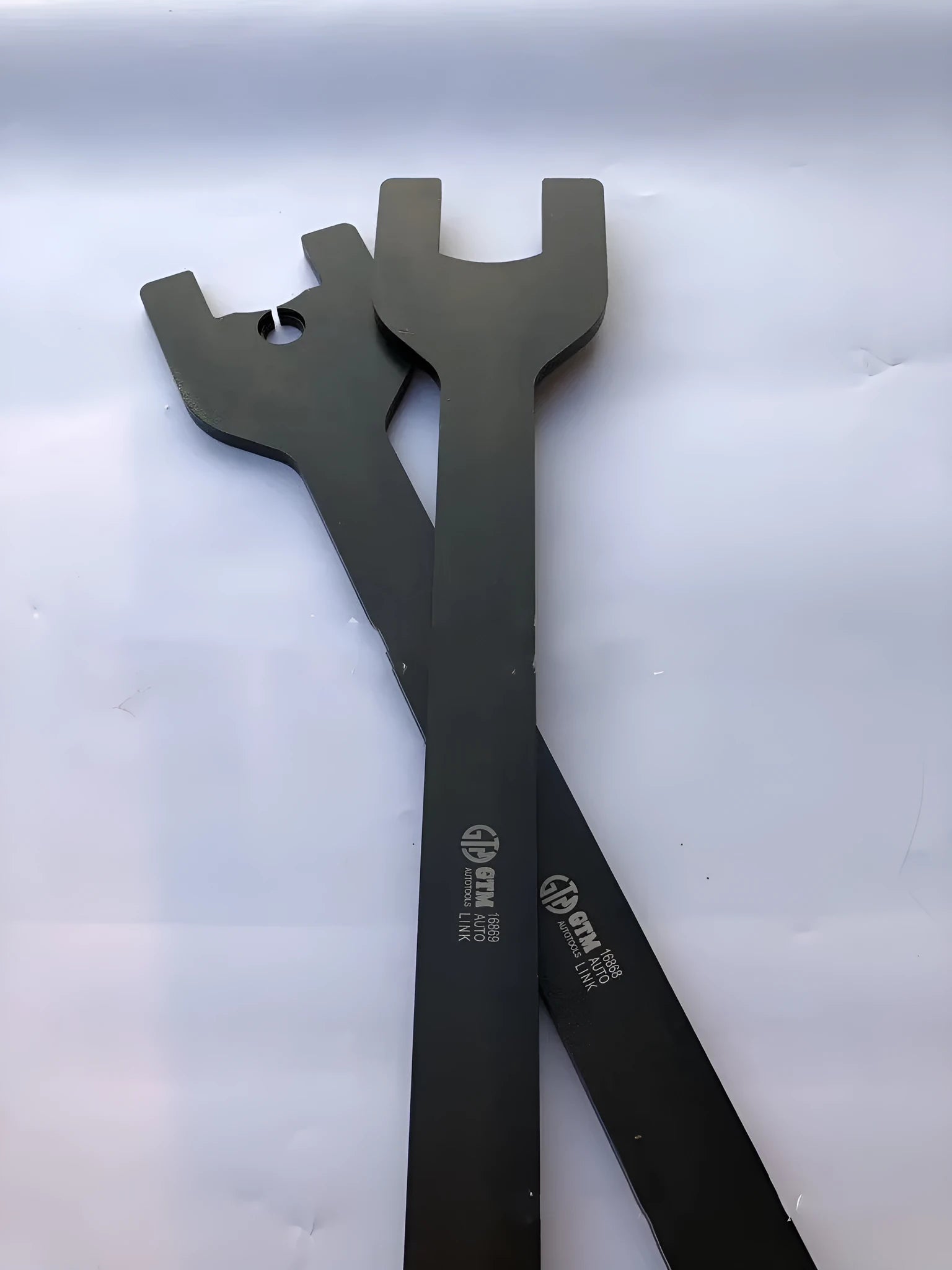 Land Rover fan wrench coupler tool set with 36mm and 40mm alloy steel spanners