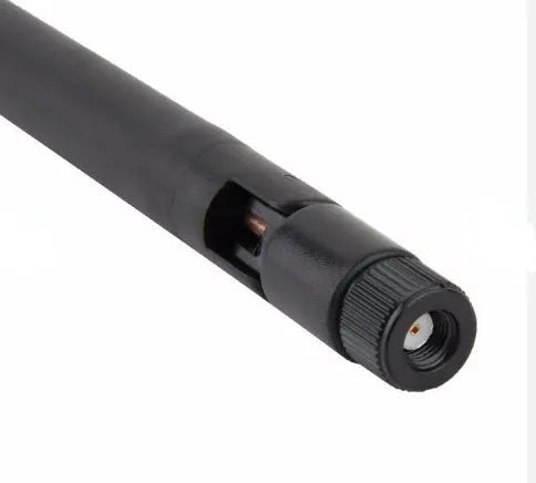 Wireless signal intensifier with flexible rubber 5dBi antenna and SMA male connector for 2.4GHz WiFi