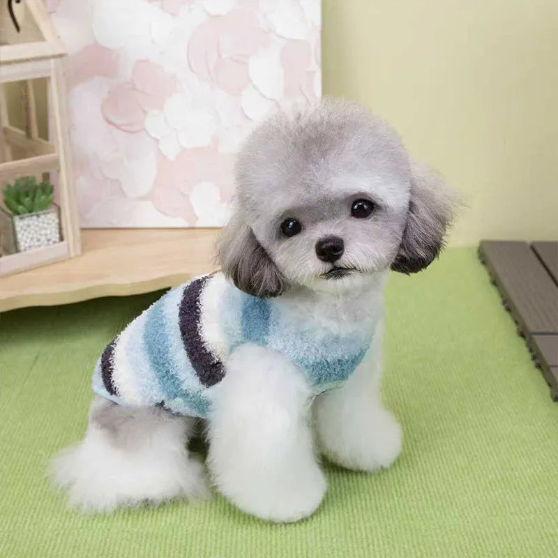 Striped fuzzy two-legged dog coat with integrated leash ring and bear cloth label, for small and medium dogs