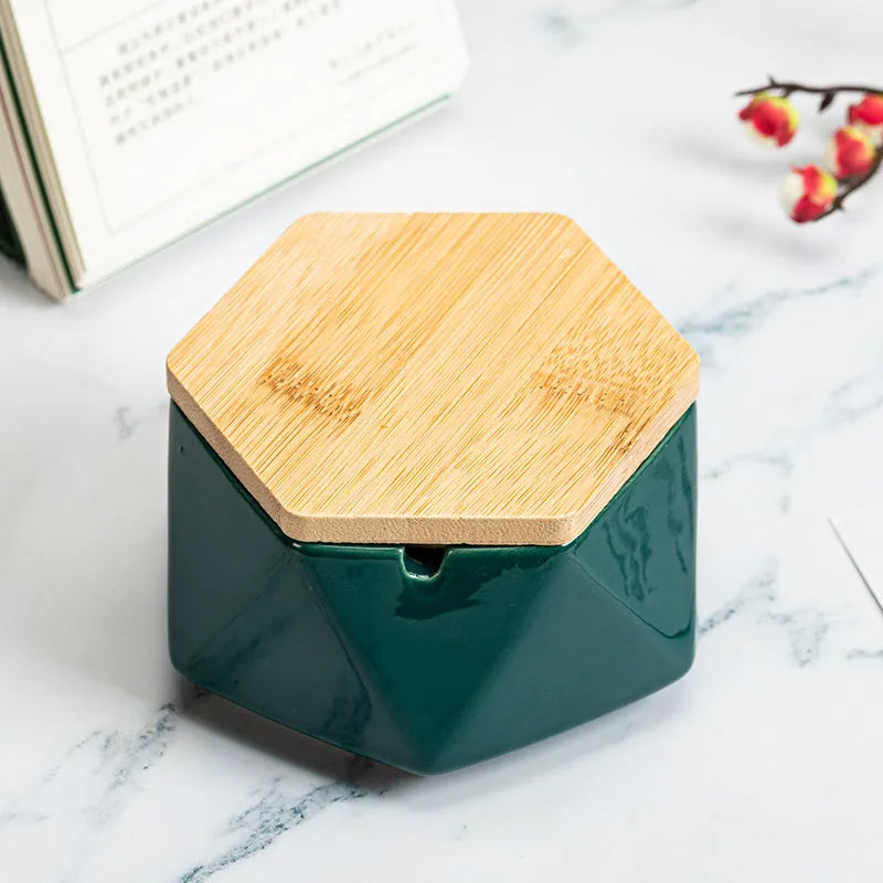 Ceramic ashtray with lid, Nordic style, available in colour A1, for desktop use