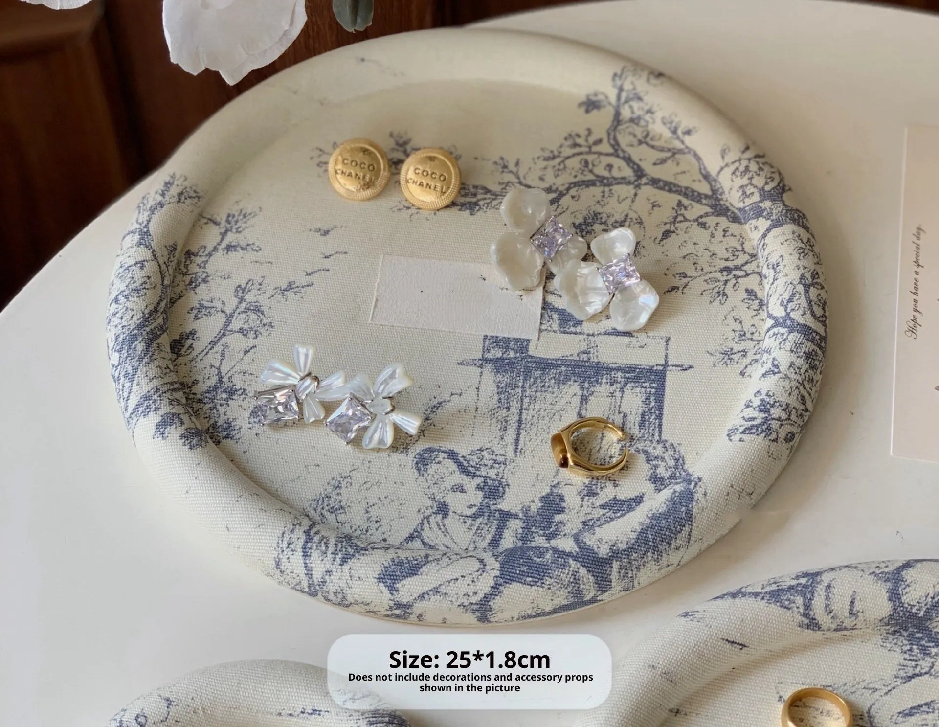 Retro fabric MDF jewellery tray with bracelets and necklace, French manor colour, style No. 1