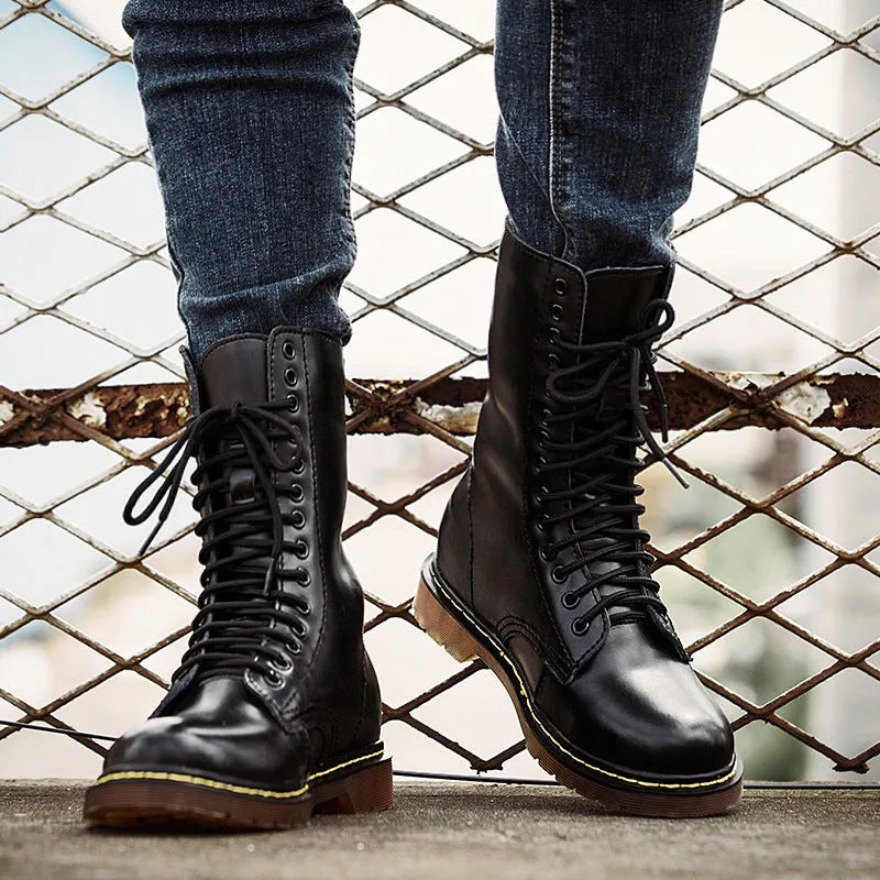 Men's leather lace-up casual shoes in solid colour with round toe and flat heel design