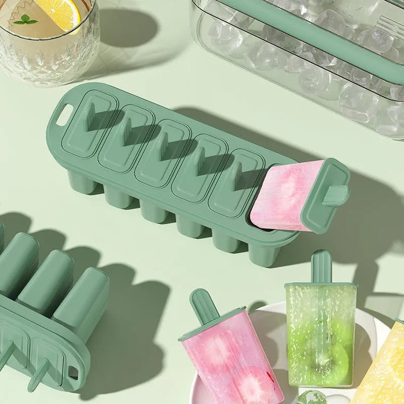 Portable popsicle mold for homemade ice cream, PP and PET material, beige colour, 23.4cm height