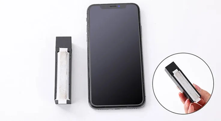 Pack of 40 disposable black mobile phone screen cleaner wipes for portable decontamination.