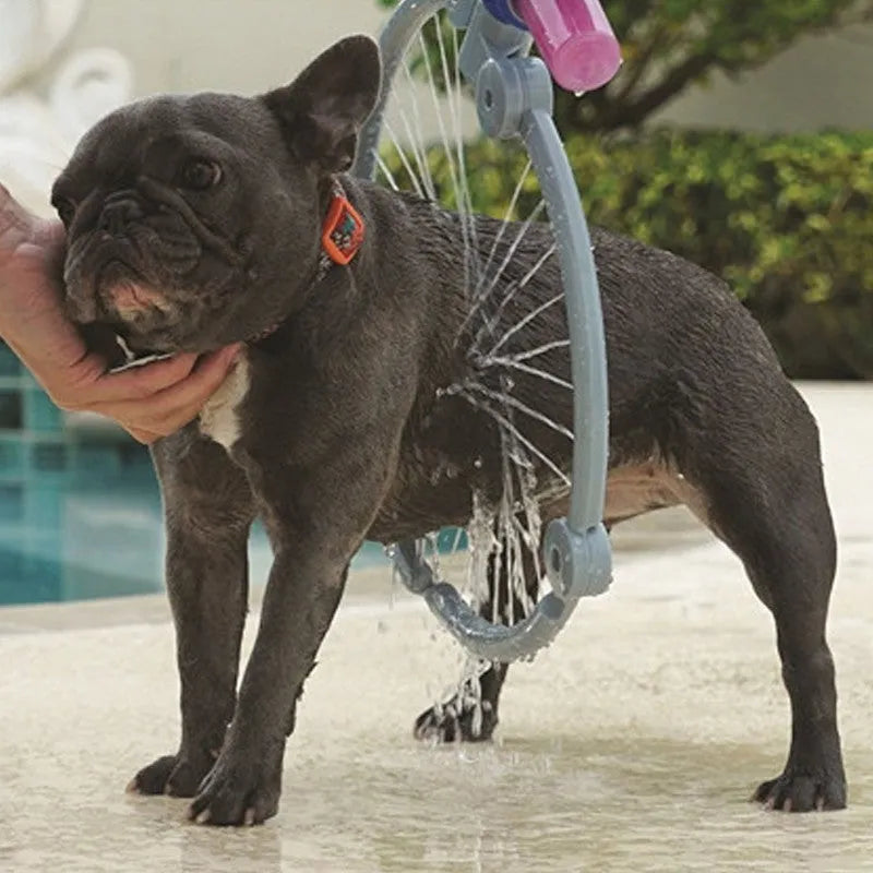 One-key foldable cleaning hose for pet bathing with 40cm PVC ring connected to a garden hose