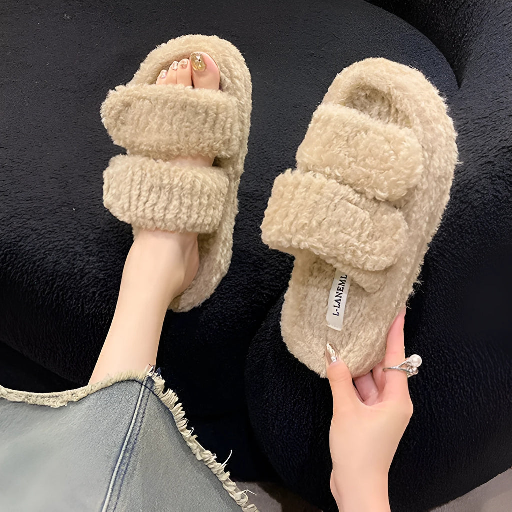 Winter slippers with plush upper, artificial wool lining, rubber sole, round toe, in white black or milk tea colour