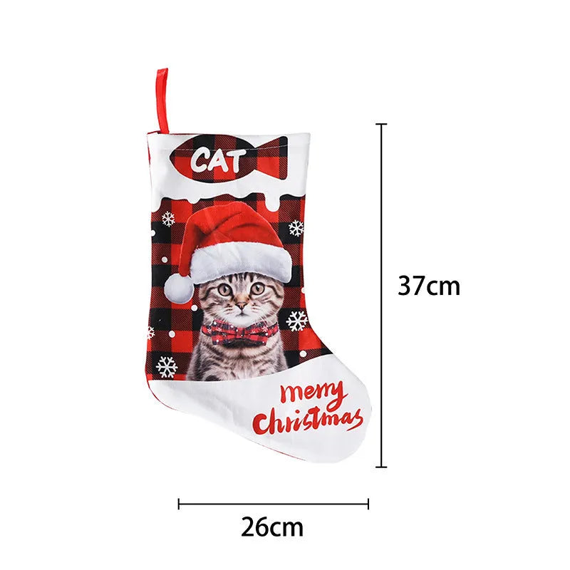 Christmas table runner with printed puppy cat designs in plaid patterns measuring 26x36cm