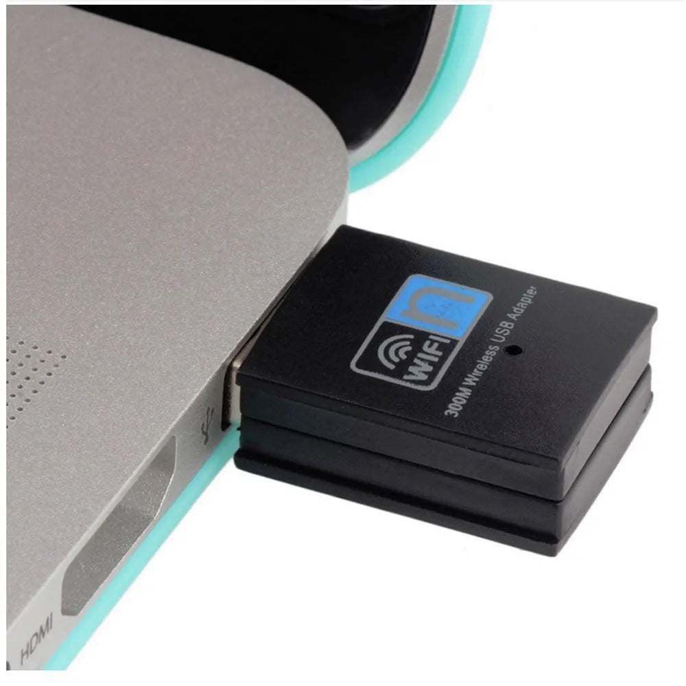 Mini black WiFi wireless receiver 300M USB network card with RTL8192EU chip, 3.3cm, plastic and metal