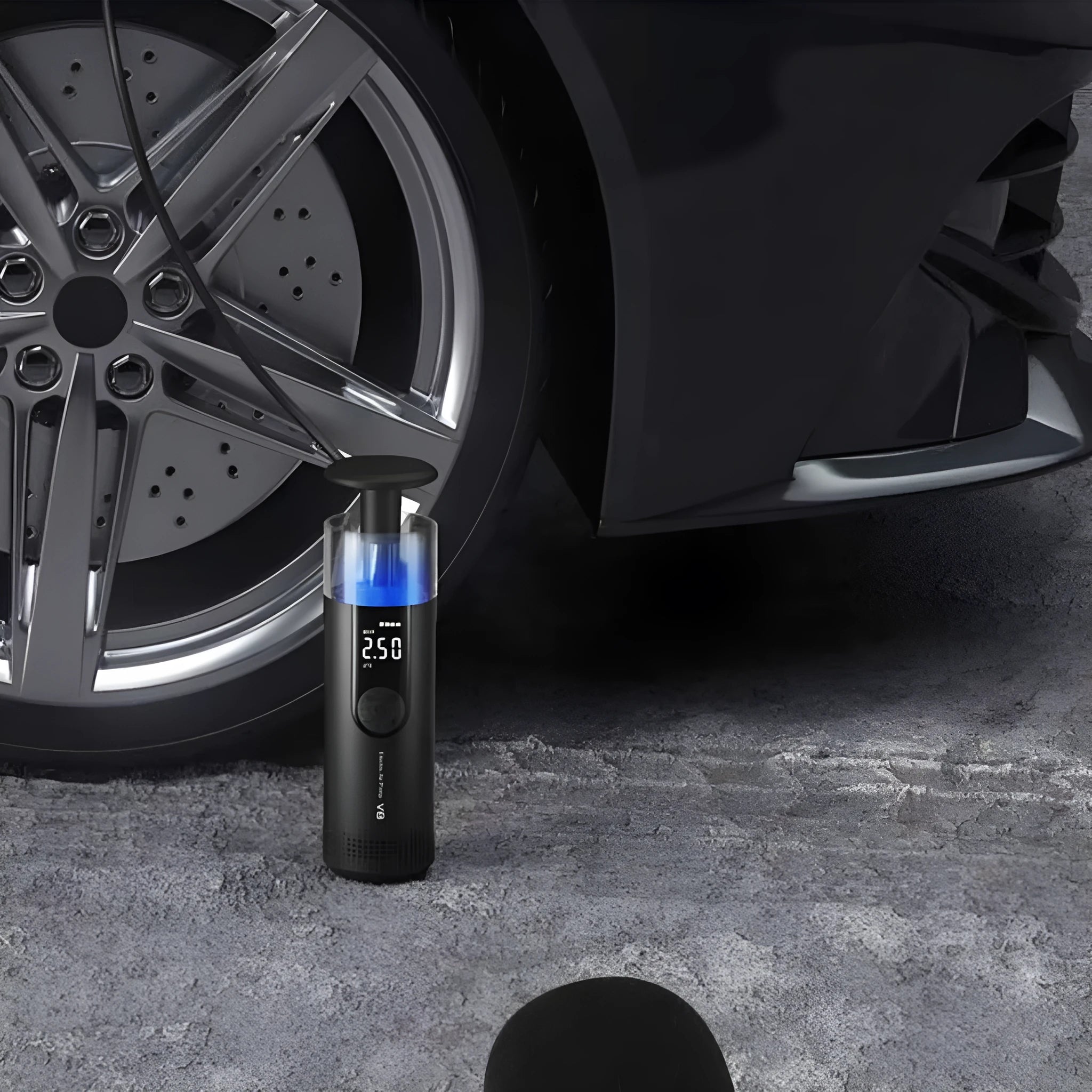 120W electric car tyre inflator with 600cm hose and digital display showing pressure reading