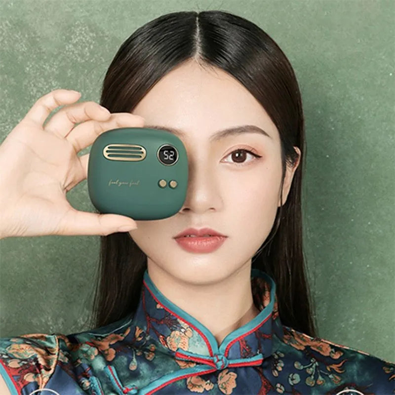 2 in 1 hand warmer power bank 5000mAh with double-sided 52°C heat and digital display
