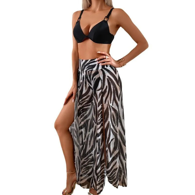 Women's three-piece bikini set in quick-dry polyester with printed design for swimming