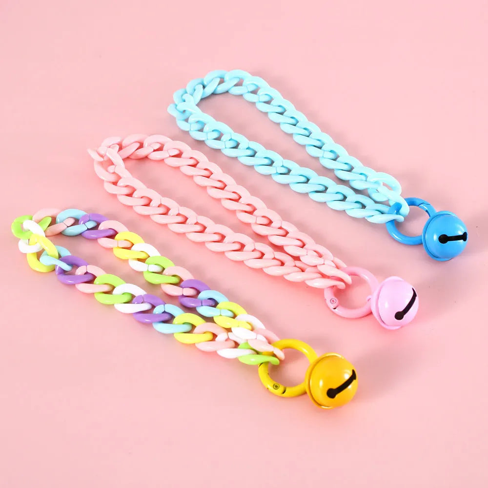 Adjustable plastic pet collar with decorative chain in macaron candy colours for cats, dogs and rabbits