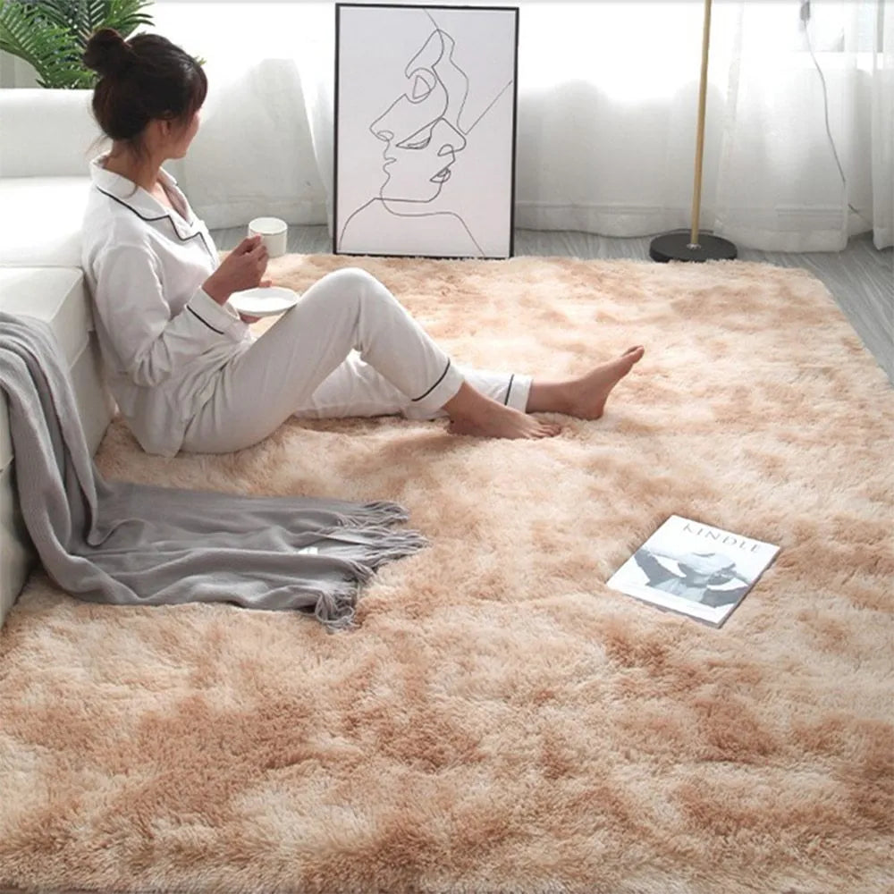 Nordic tie-dye gradient polyester carpet in blue with machine-woven texture, 100x160cm size
