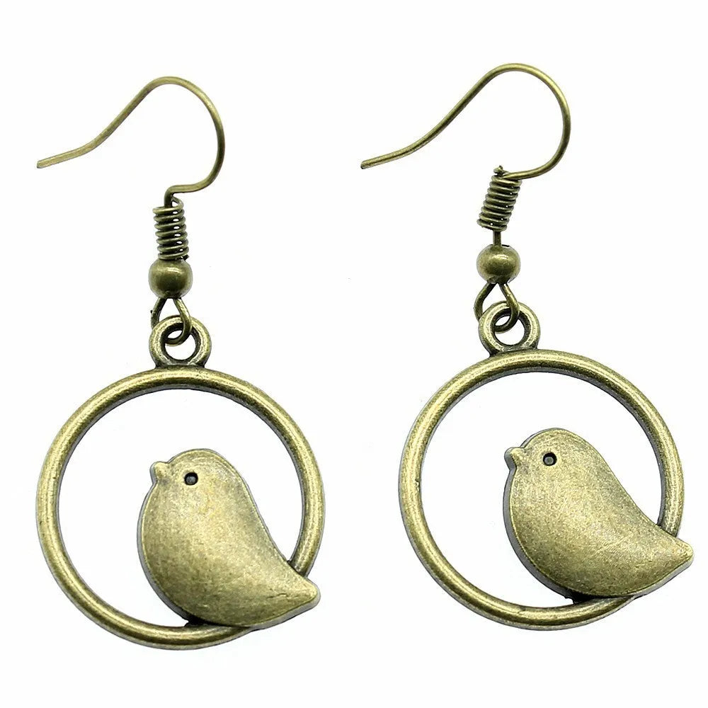 Retro simple handmade bird earrings in ancient silver finish with 20mm earring and 18x19mm ear hook