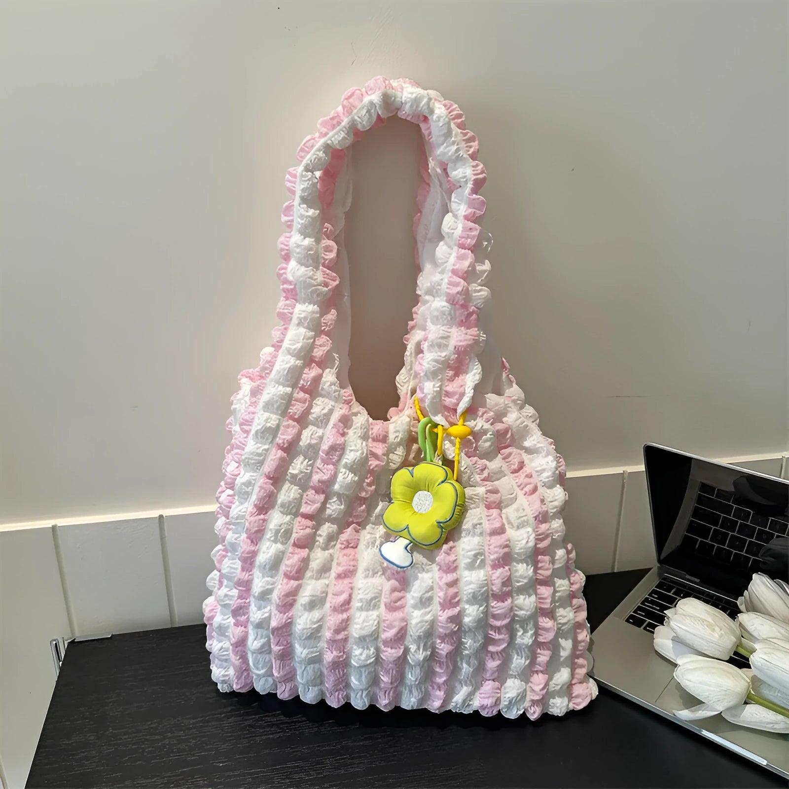 Women's pleated bubble shoulder bag with square vertical shape and detachable pendant accessory