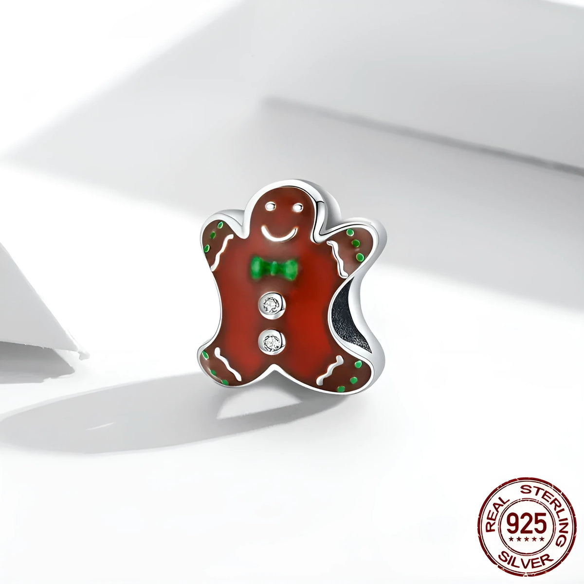 Sterling silver gingerbread man bead, 1.2cm x 1.0cm with 0.5cm aperture, SCC2037 Christmas charm bead