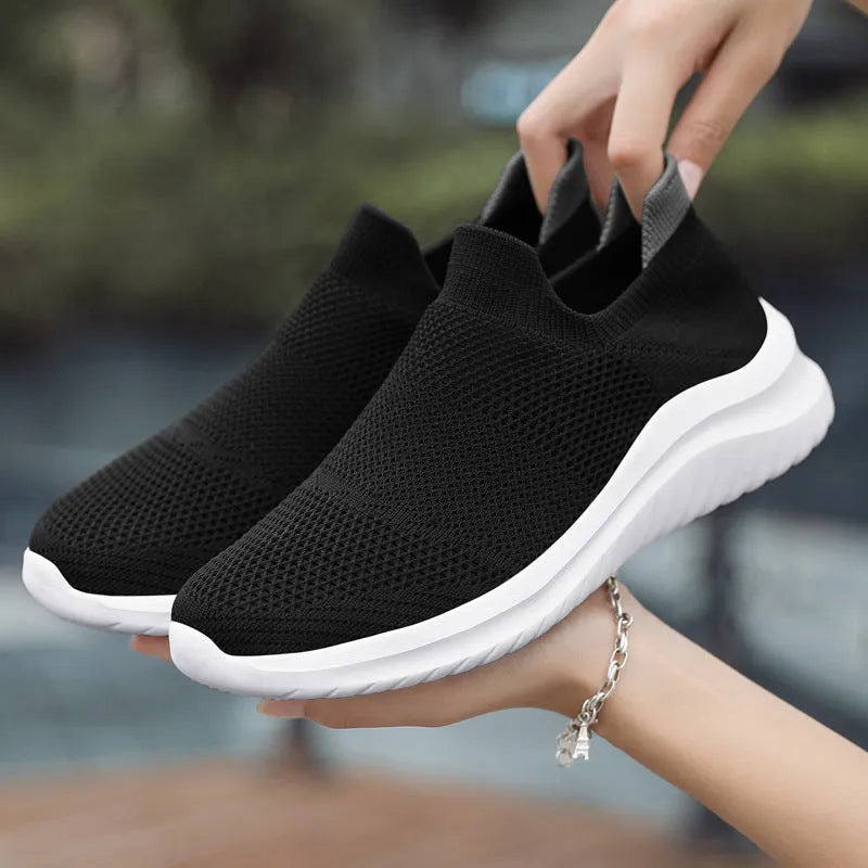 Women's woven mesh low-top casual sneakers in khaki with flat heel and round toe
