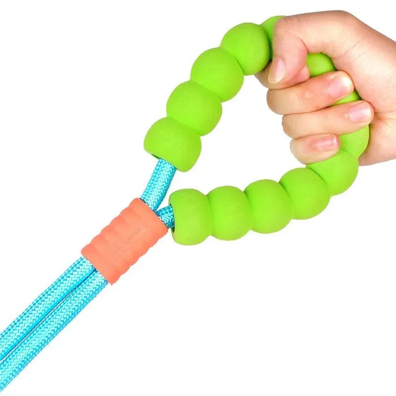 140cm nylon dog traction leash with foam handle in four colour options