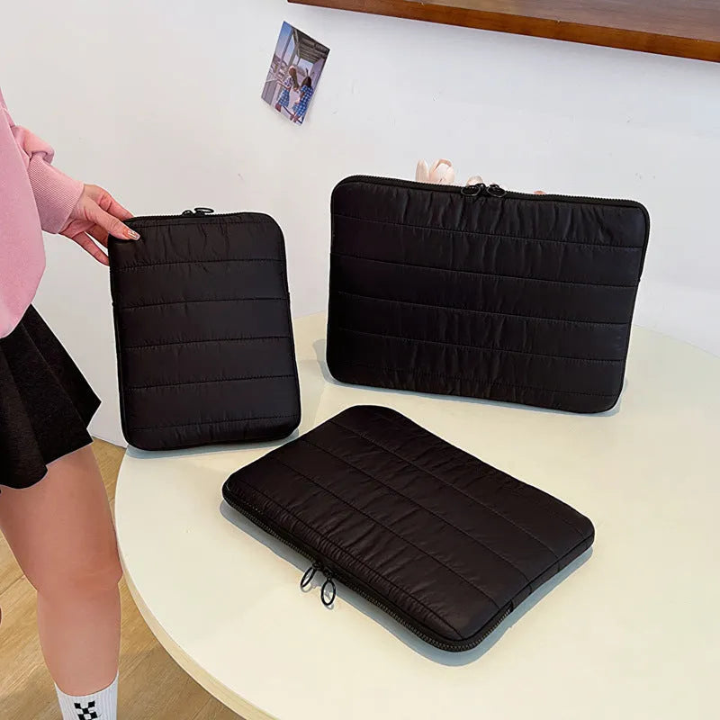 Simple stitching canvas laptop case for 13-inch computer in black solid colour
