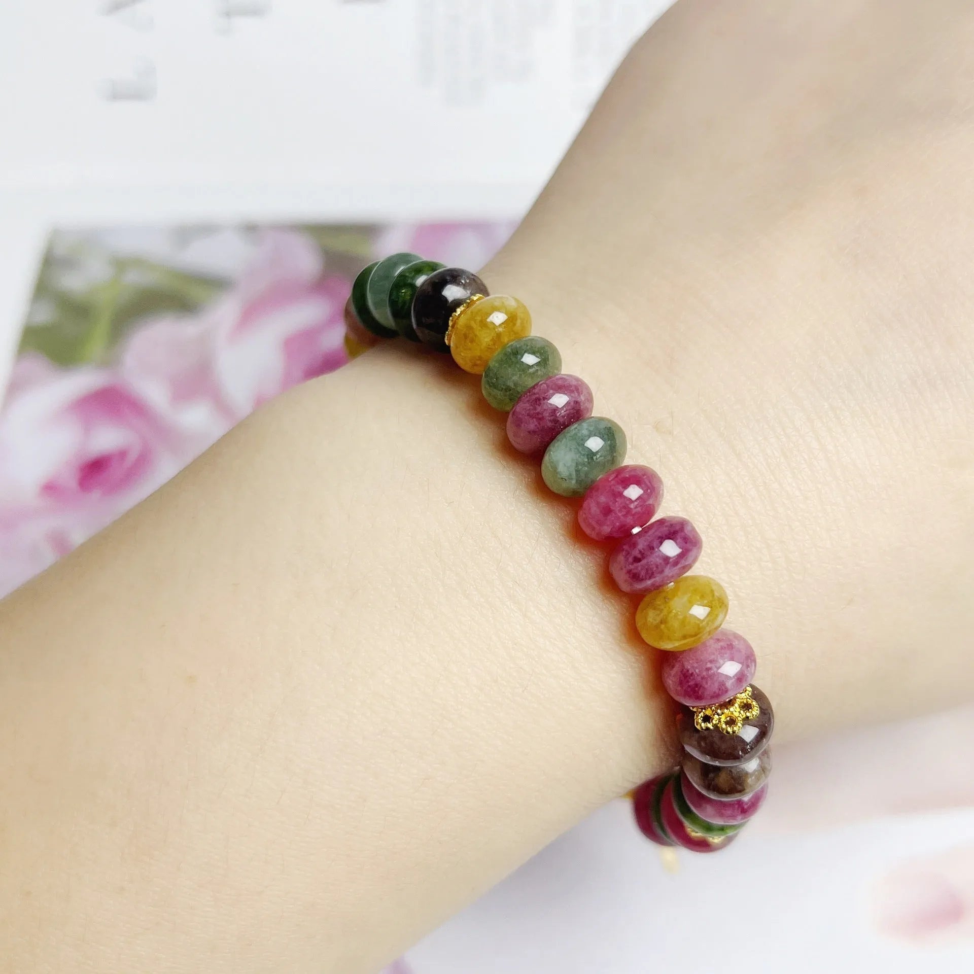 Colourful tourmaline-style artificial crystal abacus bead bracelet for women with manual processing