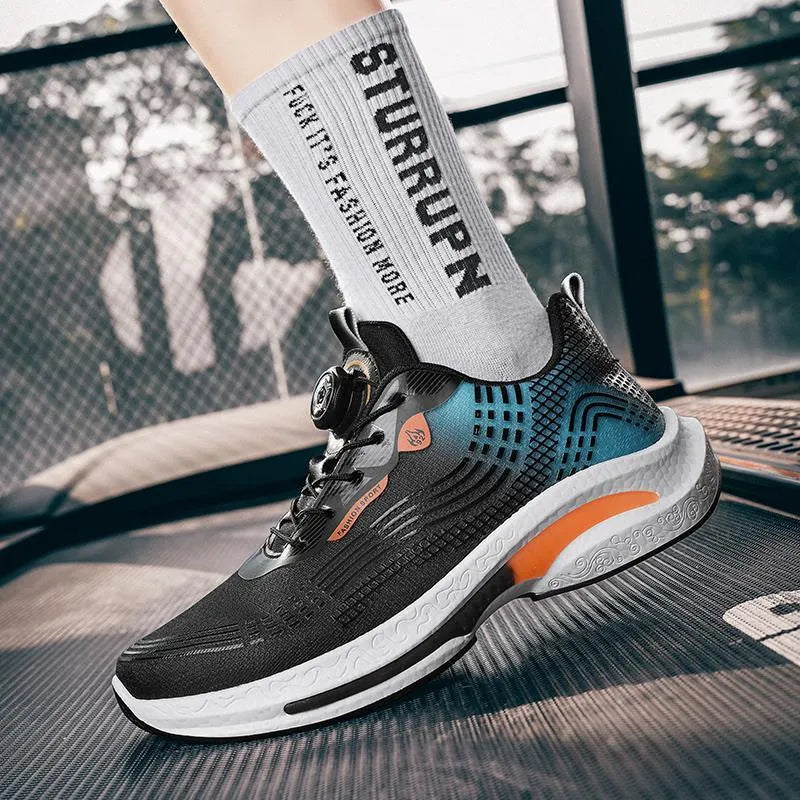 Men's low-top sneaker in black and blue with a rotating buckle and mesh lining.