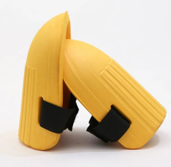 A pair of EVA foam knee pads for gardening, shown in army green colour.