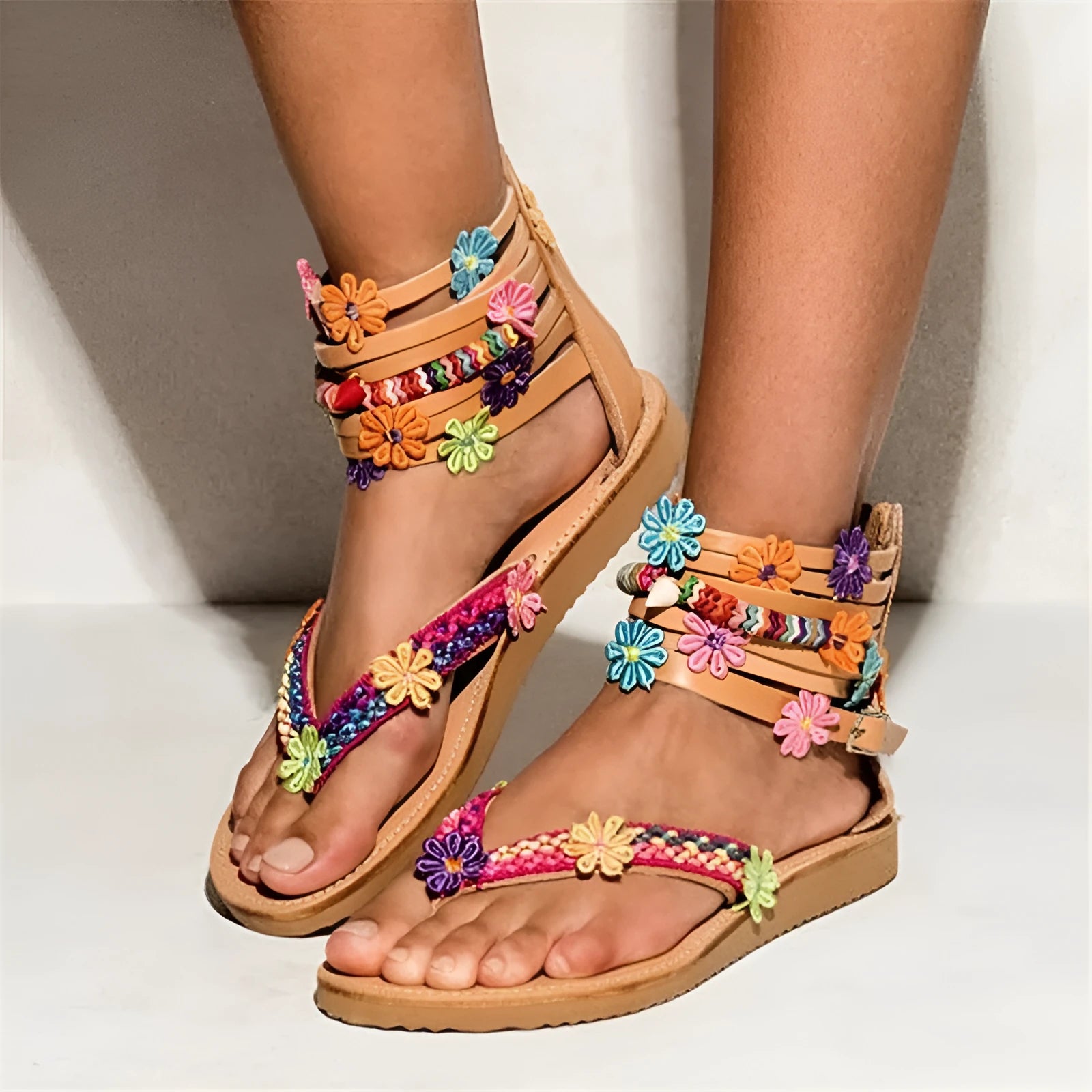 Ethnic style beaded petal sandals in artificial PU leather with floral decoration and round toe.