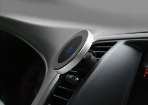 Car magnetic wireless charger Model W5 with clamping mechanism and USB interface for dashboard mounting