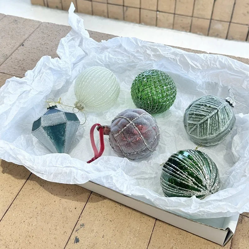 Handmade glass Christmas tree ball pendant ornament 8cm diameter in green colour