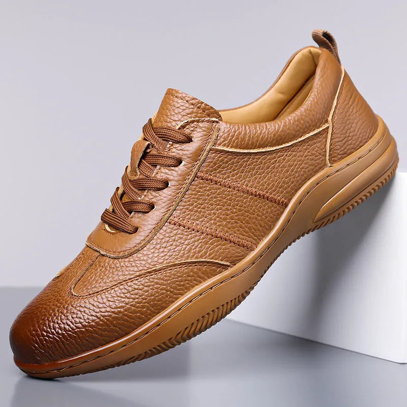Casual business shoes Korean style front lace-up round toe in black with rubber sole and wedge heel