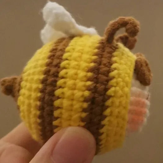 Handmade crocheted bee colonies for woolen dolls in plush material